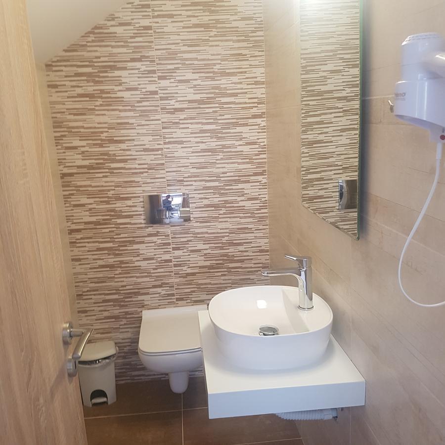 Gennadi Gardens Exclusive Apartments מראה חיצוני תמונה