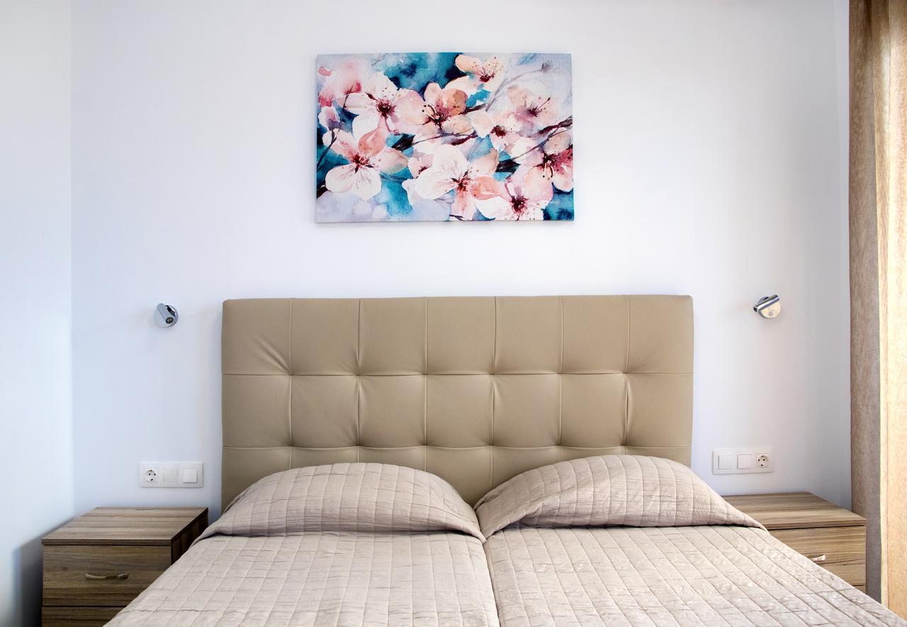 Gennadi Gardens Exclusive Apartments מראה חיצוני תמונה
