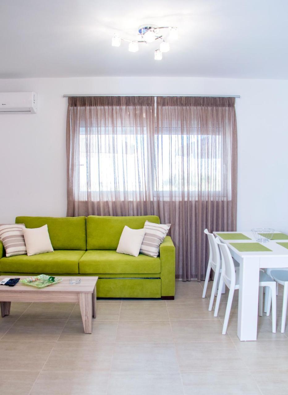 Gennadi Gardens Exclusive Apartments מראה חיצוני תמונה